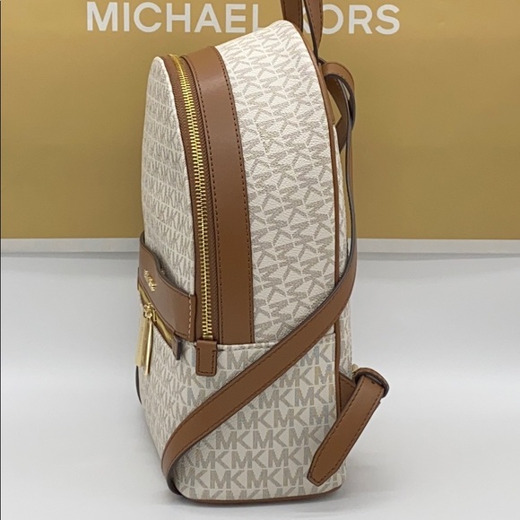 MICHAEL KORS KENLY MEDIUM BACKPACK VANILLA - Picture 6 of 16